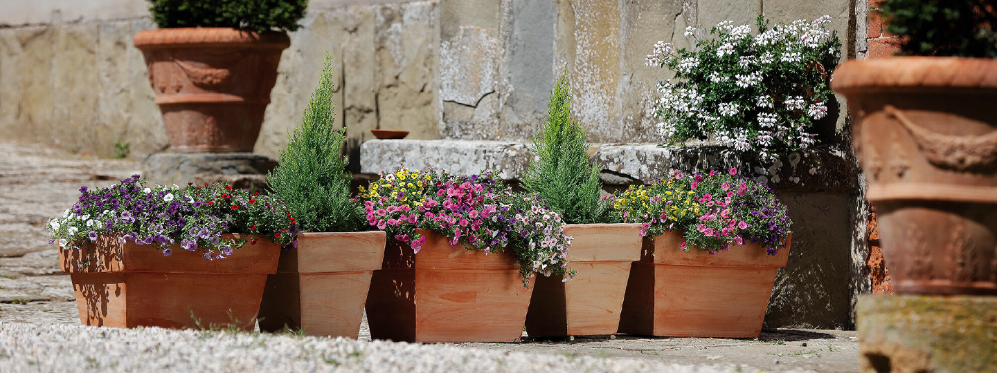 Agyag virágcserepek